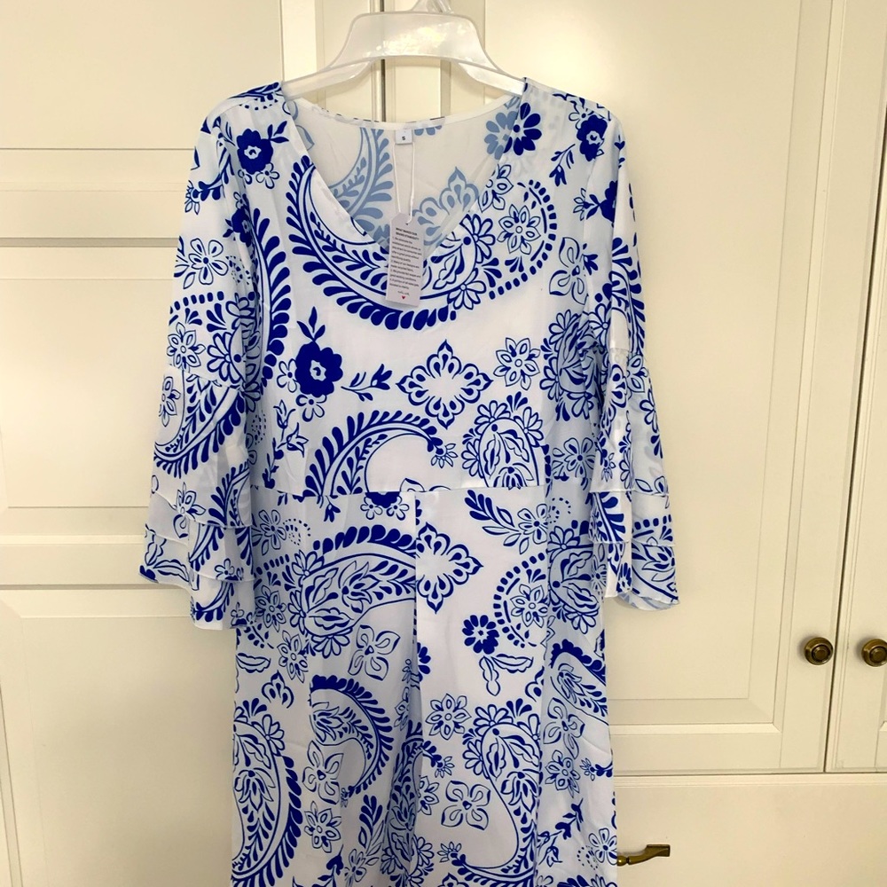 New with tags.  Summer dress. Size small